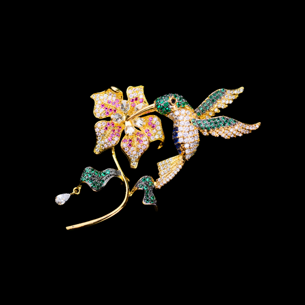 AVELIA Gold Hummingbird Brooch